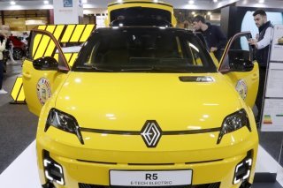 Les voitures électriques progressent très fort (+57% en un an) mais ne représentent toujours que 16% des ventes de la marque Renault. (archive)